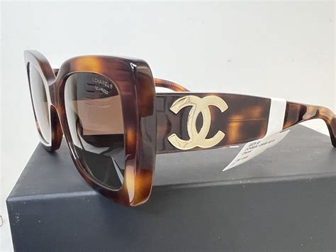 Chanel Ch5494 Trt shn, Brn Polarized Sunglasses .